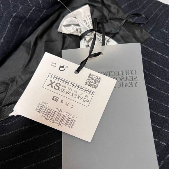 Zara Blazer Women’s XS Black Pinstripe Crop Single Button Limited Edition Fall - Picture 4 of 11